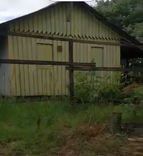 Vende -se sítio na estrada da penal fundo com a vila Cavalcante