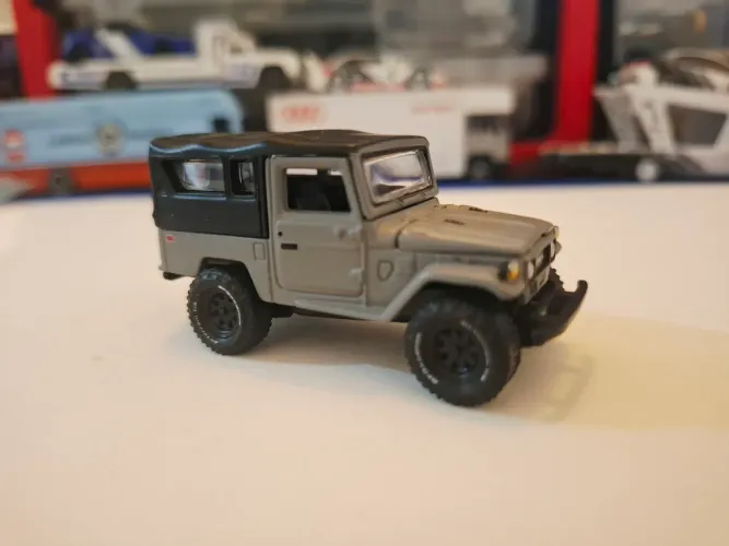 Miniatura Toyota Land Cruiser Cinza, Top!!!