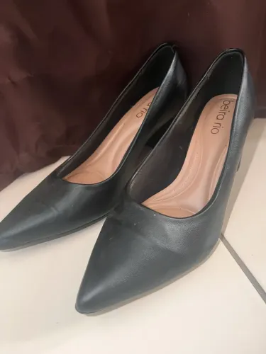 SAPATO SCARPIN PRETO BEIRA RIO TAMANHO 38 SALTO GROSSO