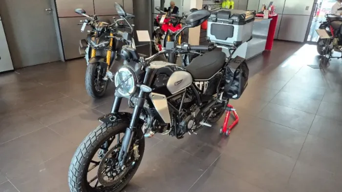 Ducati Scrambler Icon 800cc 2024