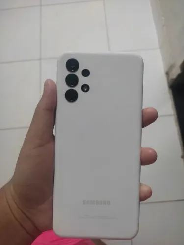Samsung Galaxy A13 64GB - Perfeito Estado, Sem Arranhões<br><br>Descrição: