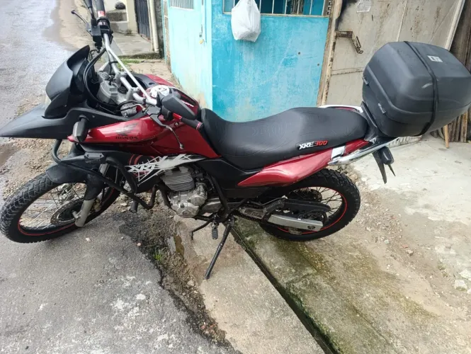 Moto Honda 2011-XRE 300