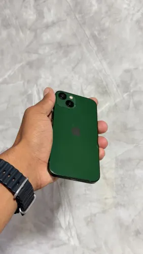 iPhone 13 novinho verde tudo funcionando ok
