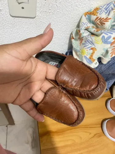 Lote de sapatos menino