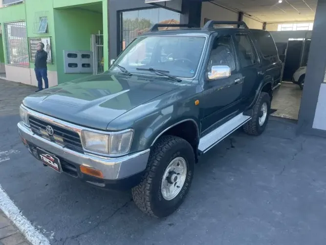 Toyota Hilux SW4 4X4 2.8 Diesel 1993