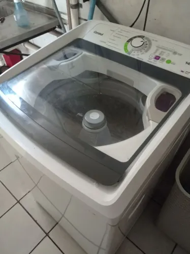 Máquina de lava 14 kilos conso 800 reais