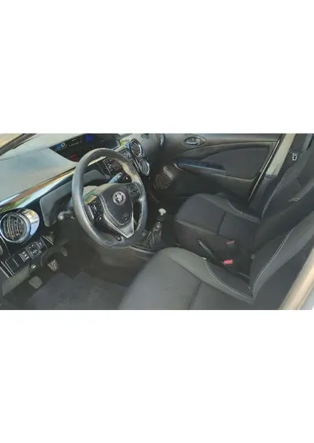 Toyota Etios X Plus Sedan 1.5 Flex 16V 4P Mec. 2019
