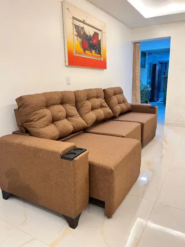 Sofá retrátil e reclinável 3.0m tecido em linho + porta copos 
