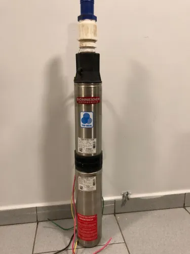 Schneider moto bomba