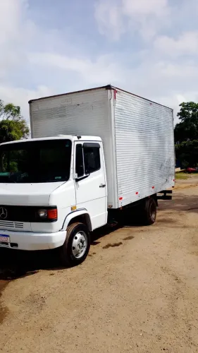 Mercedez Bez 710 05/06 - Leia