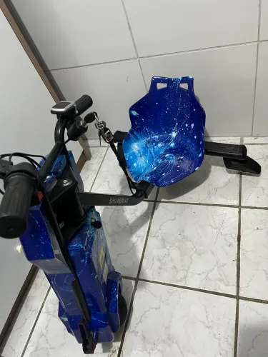 Moto elétrica infantil