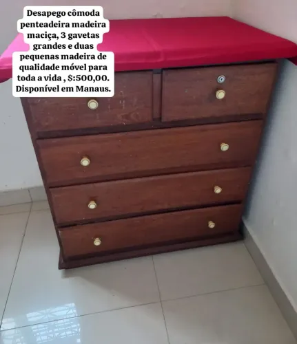 Cômoda penteadeira .