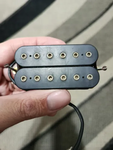 Captador Dimarzio SuperDistortion "Spaced" posição ponte