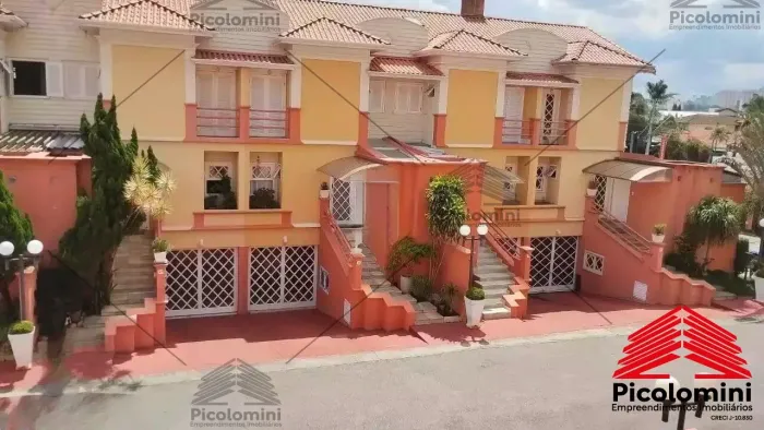 Casa condomínio fechado em São Caetano do Sul, 3 dormitórios, 1 suíte, 4 vagas de garagem,
