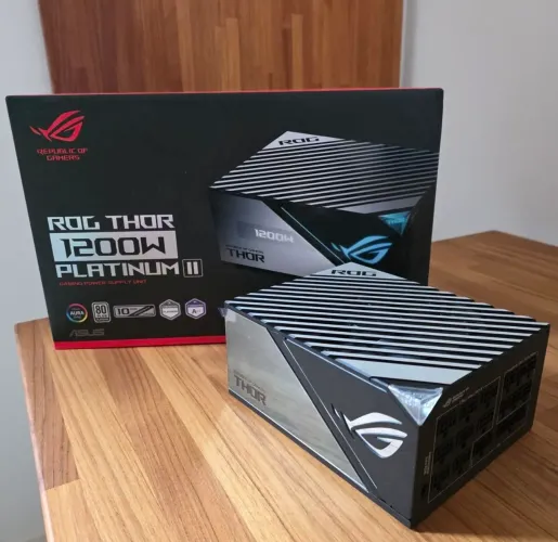 Fonte Asus ROG Thor 1200P2