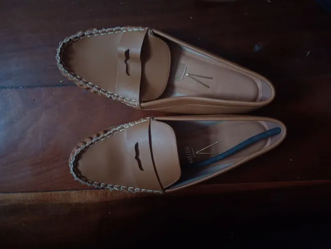 Sapato vizzano mocassim novo nunca usado ótimo estado tamanho 39