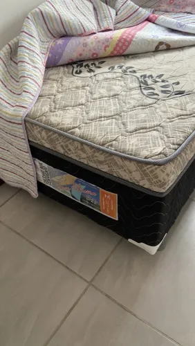 Cama box