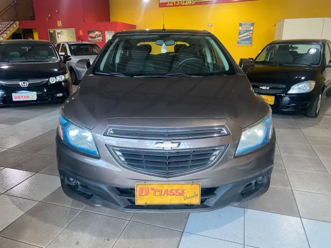 Chevrolet Onix Hatch LT 1.4 8V Flex Power Mec. 4P 2014