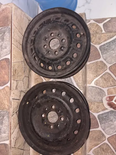 Jante Aro 13 / Usada anterior no Fiat uno