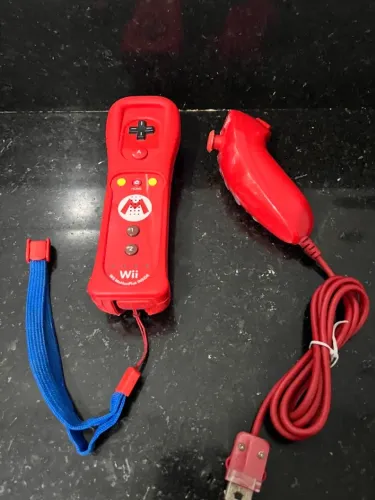Wii Remote Mário Edição Limitada + Nunchuck