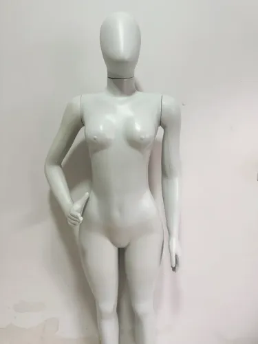 Manequim Feminino 2 Poses