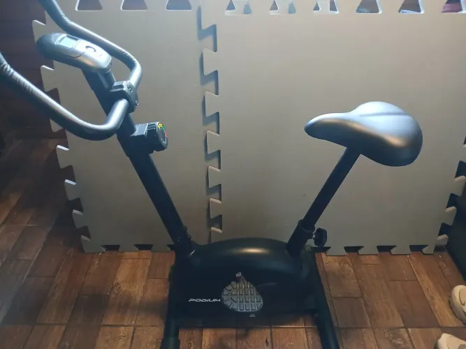 Bicicleta ergometrica -Leia