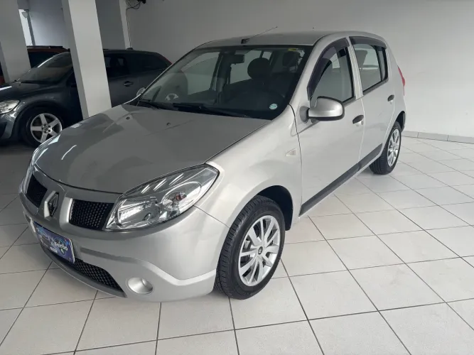 Renault Sandero Expression Hi-flex 1.6 8V 5P 2011