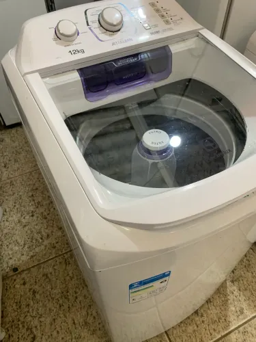 Máquina de lavar 12 kg