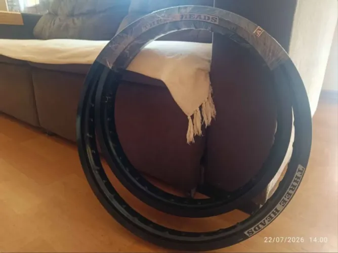 Par de aro Three Heads Yamaha Lander