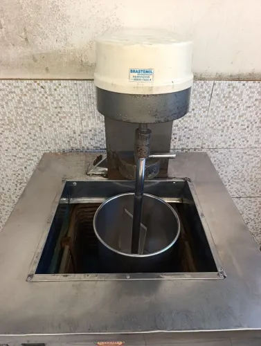 Máquina de picolés e sorvete