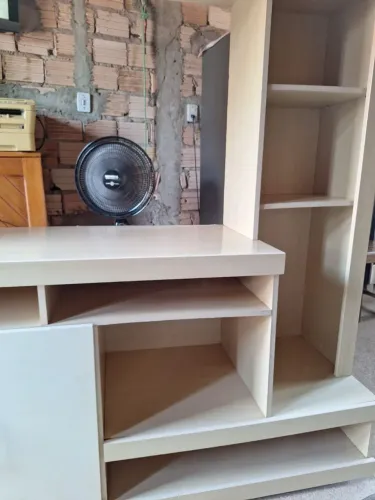 Estante para sala