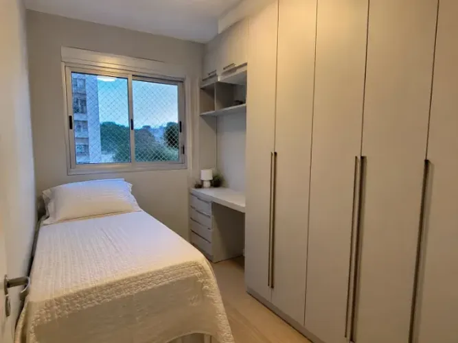 ? ALUGA-SE QUARTO  MOBILIADO  - ESTREITO PARA MULHERES