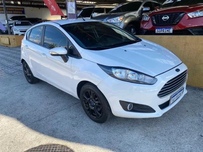 Ford Fiesta SEL 1.6 16V Flex Mec. 5P 2017