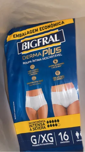 Vendo 3 pacotes de fraldas calcinha,cada pacote com 16,tamanhoG/XG