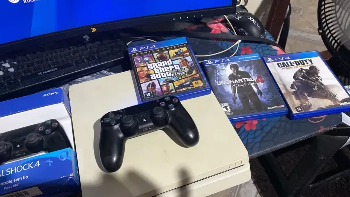 Vendo PS4 Branco ?