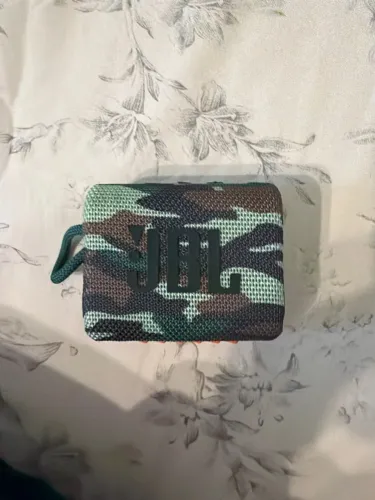 Caixa de som camuflada