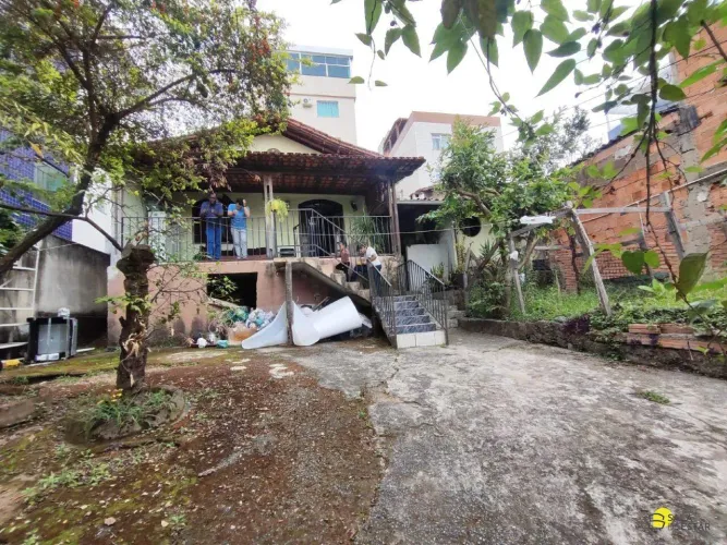 Lote de 360 m² à venda no Barreiro, em Belo Horizonte