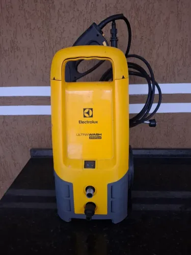 Lavadora de alta pressão Electrolux 