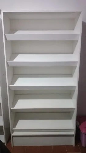 Estante expositora mdf semi nova
