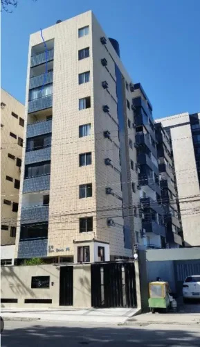 Para temporada na orla de ponta verde