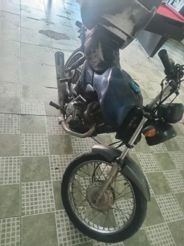 Titan barbada