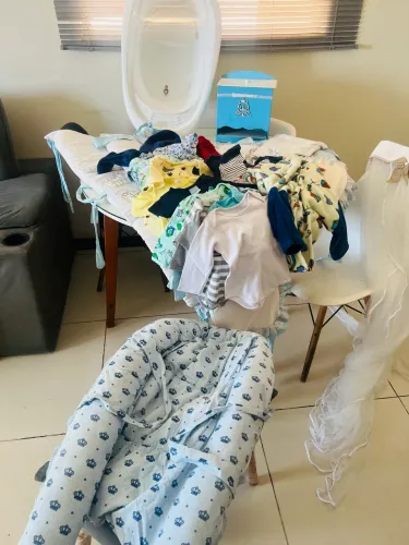 Enxoval completo Theo +30 peças Cartes Alfhabeto kit berço banheira ninho tudo 130