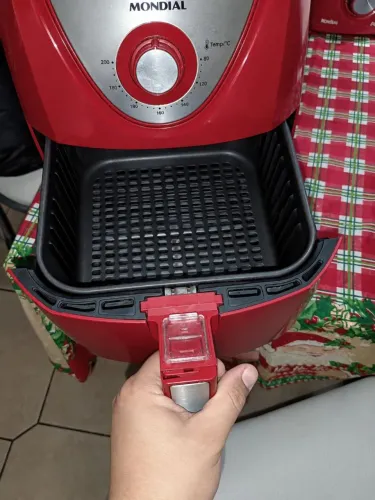 Air Fryer Mondial 5 Litros Vermelha - Funcionando Perfeitamente - 150$