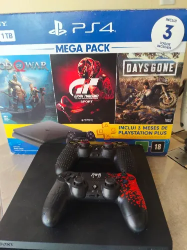 PS4 SLIM