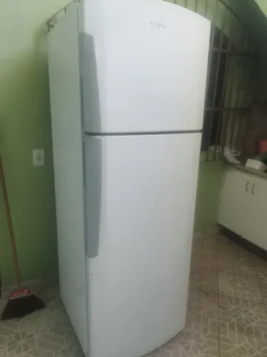Geladeira pra consertar 