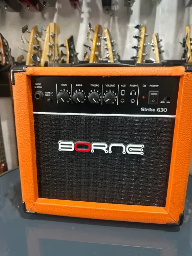 Amplificador de guitarra borne strike g30