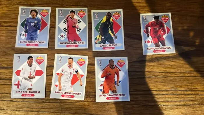 FIGURINHAS LEGENDS PRATA 2022 + FRETE GRATIS