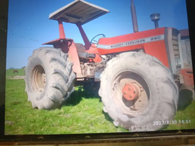 Trator MF 290