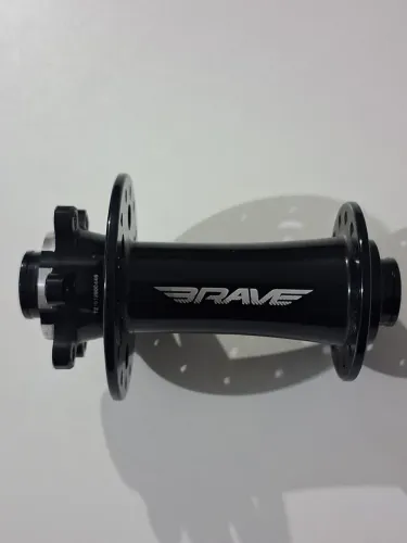 Cubo dianteiro boost 15x110mm brave
