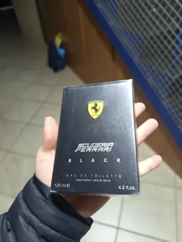 Eua de toilette Ferrari Black Scuderia perfume 125ml original 